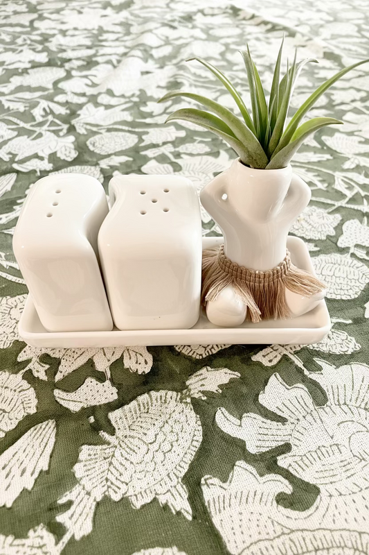 Salt + Pepper Shaker Set ~ Laid Back