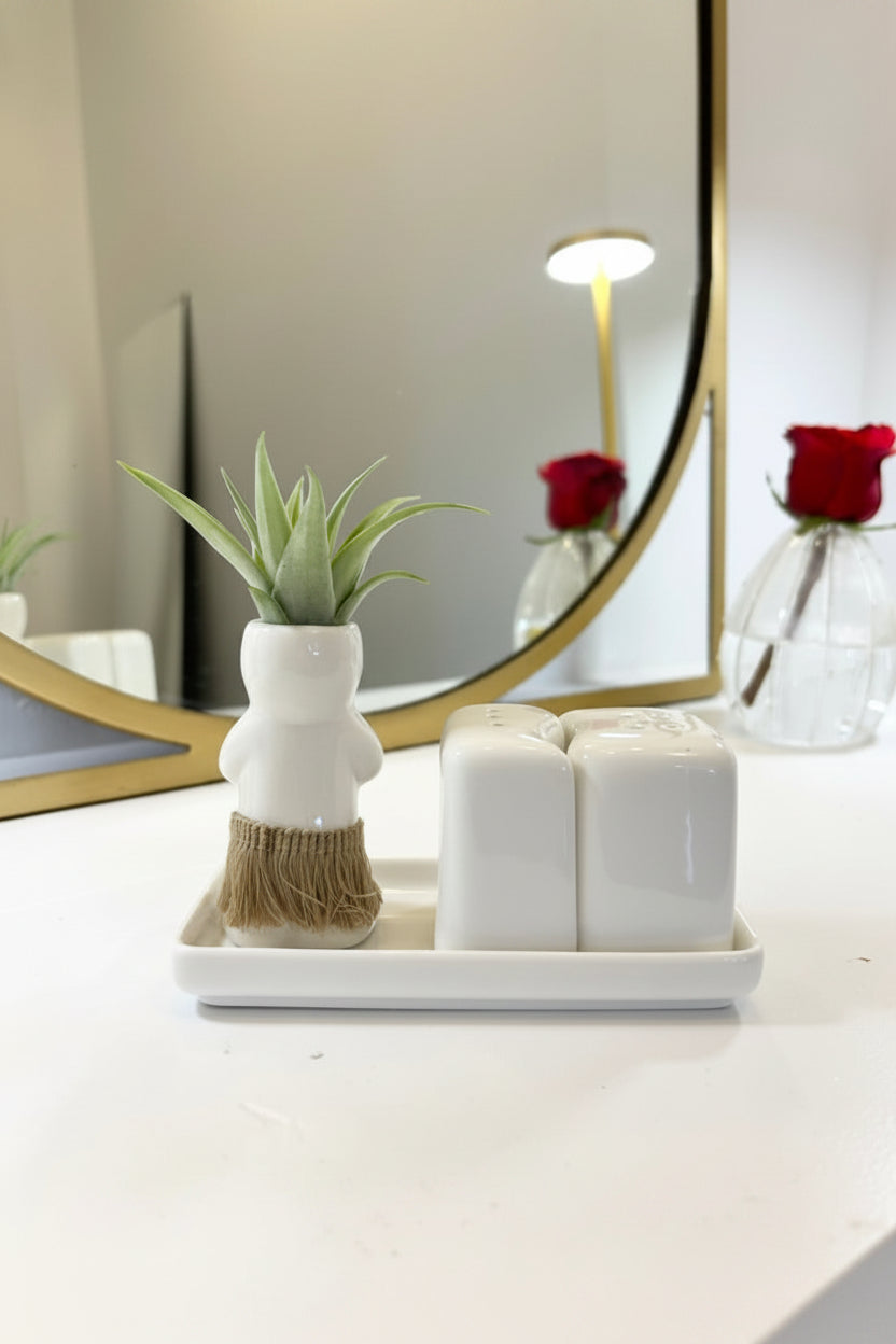 Salt + Pepper Shaker Set ~ Aloha Nui